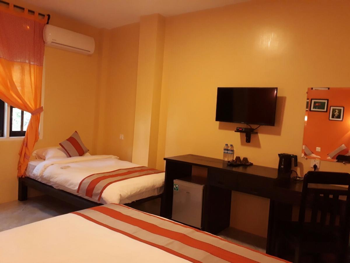 The Villager Bed & Breakfast Ngapali